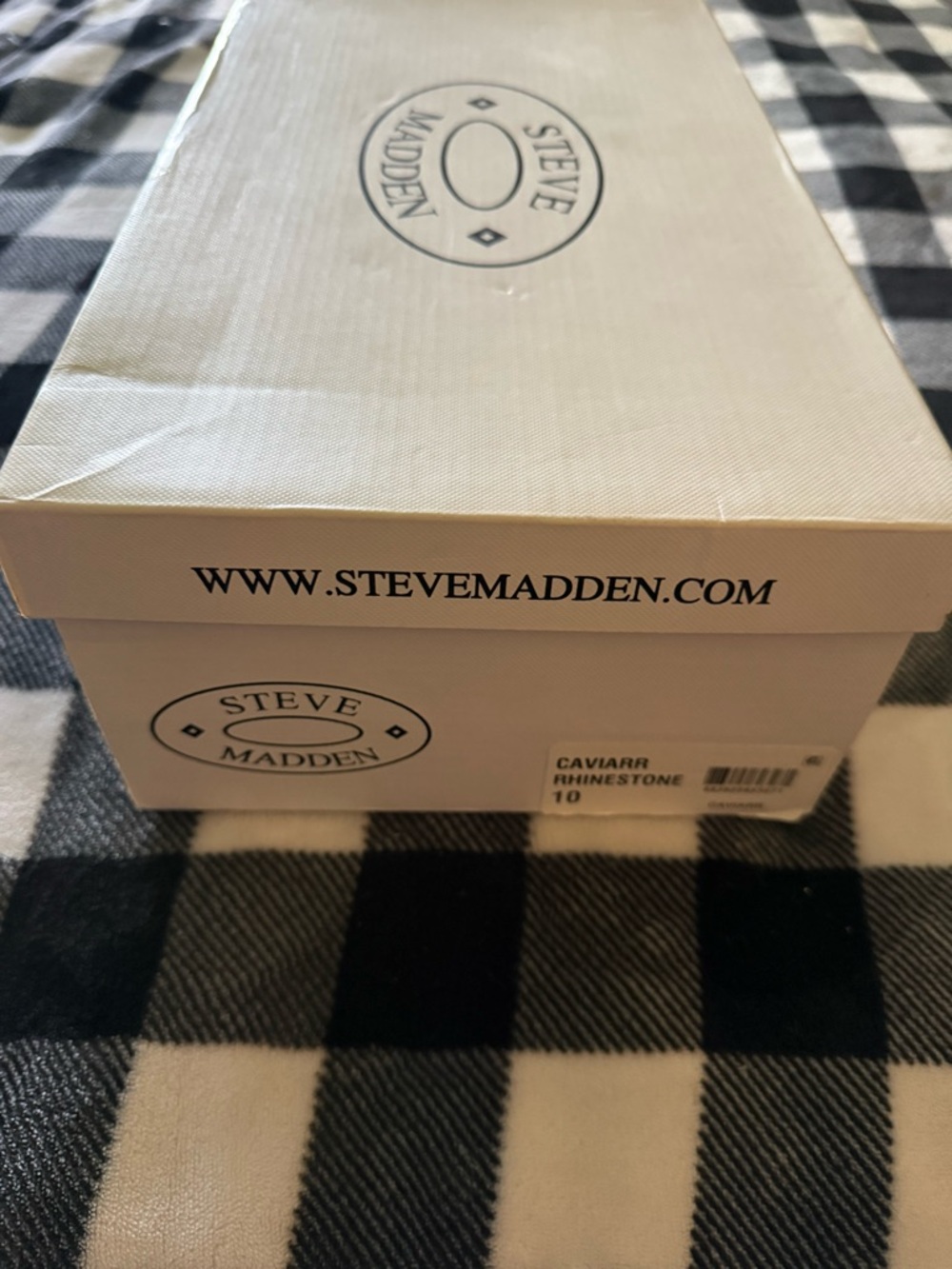 Steve Madden White and Black Branded Shoe Box